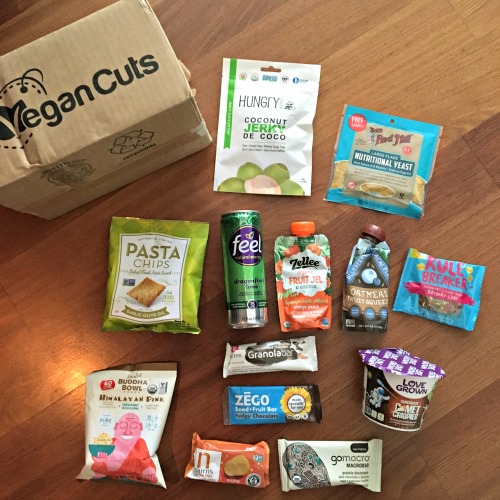 Snack Box Sunday: Vegan Cuts July Box #Giveaway
