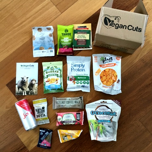 Snack Box Saturday: June Vegan Cuts Box #Giveaway