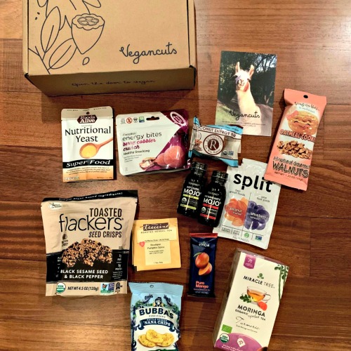 Snack Box Saturday: Vegan Cuts Oct. Snack Box #Giveaway