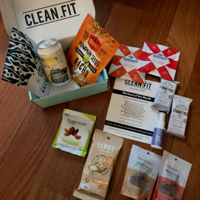 Subscription Box Saturday: Clean.Fit December Box #Giveaway