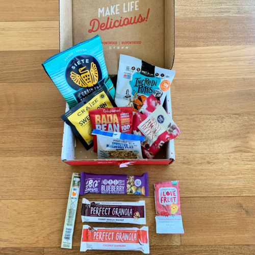 Snack Box Sunday: Love with Food GF August Box #Giveaway