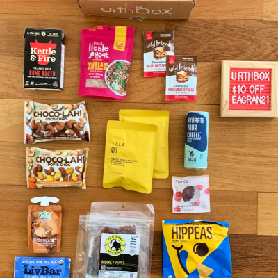 Snack Box Saturday: Urthbox December Box #Giveaway