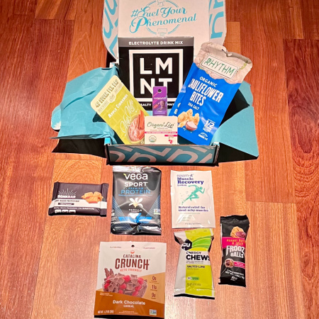 Subscription Box Sunday: The RunnerBox #Giveaway
