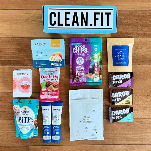 Snack Box Sunday: December ’23 Clean Fit Box #Giveaway
