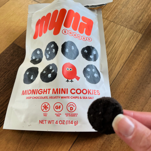 Tried it Tuesday: Myna Snacks Midnight Mini Cookies #Giveaway