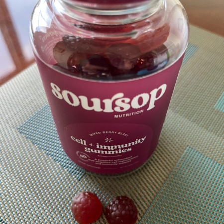 Tried it Tuesday: Soursop Nutrition Cell + Immunity Gummies #Giveaway