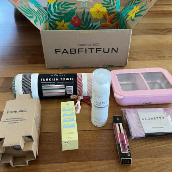 Subscription Box Sunday: FabFitFun Summer ’25 Box #Giveaway